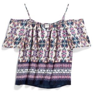 EUC Kaileigh Off Shoulder Top Size Large